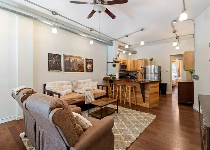 South Side Flats Gem - Near Downtown Ferienhaus Pittsburgh