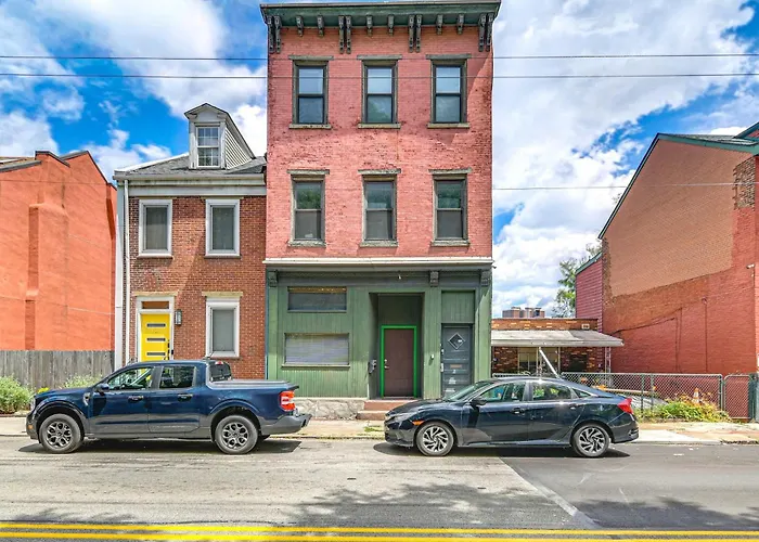 South Side Flats Gem - Near Downtown Ferienhaus